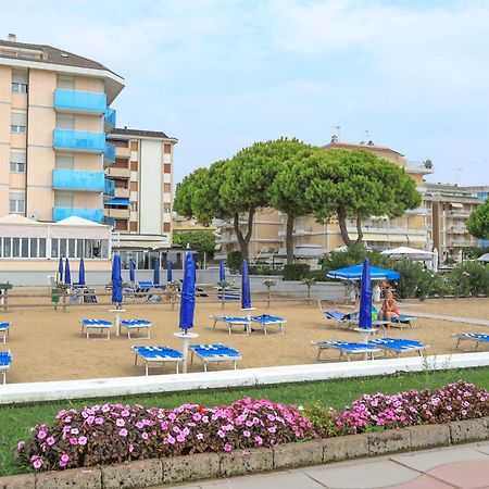 Hotel La Bussola Lido di Jesolo Eksteriør bilde