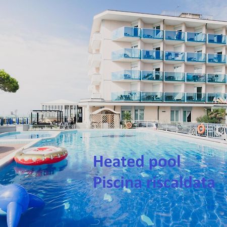 Hotel La Bussola Lido di Jesolo Eksteriør bilde