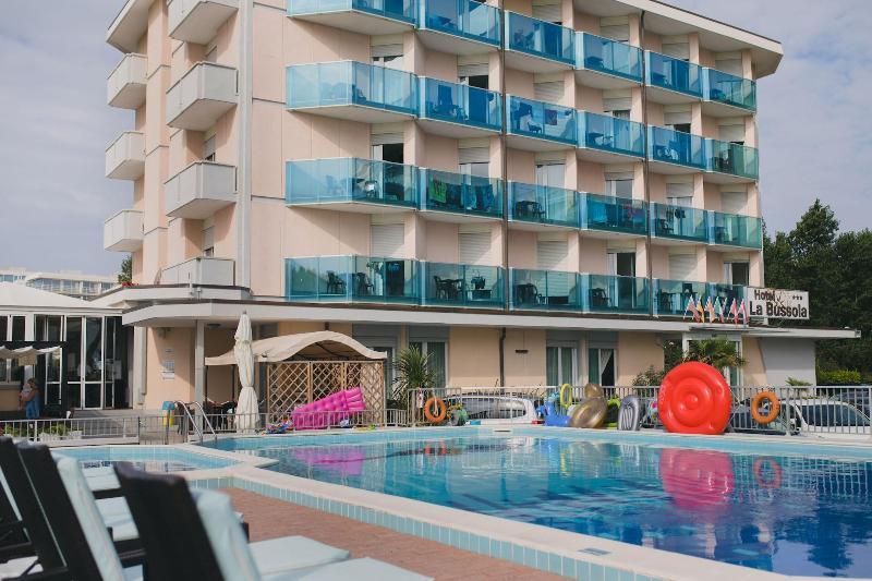 Hotel La Bussola Lido di Jesolo Eksteriør bilde