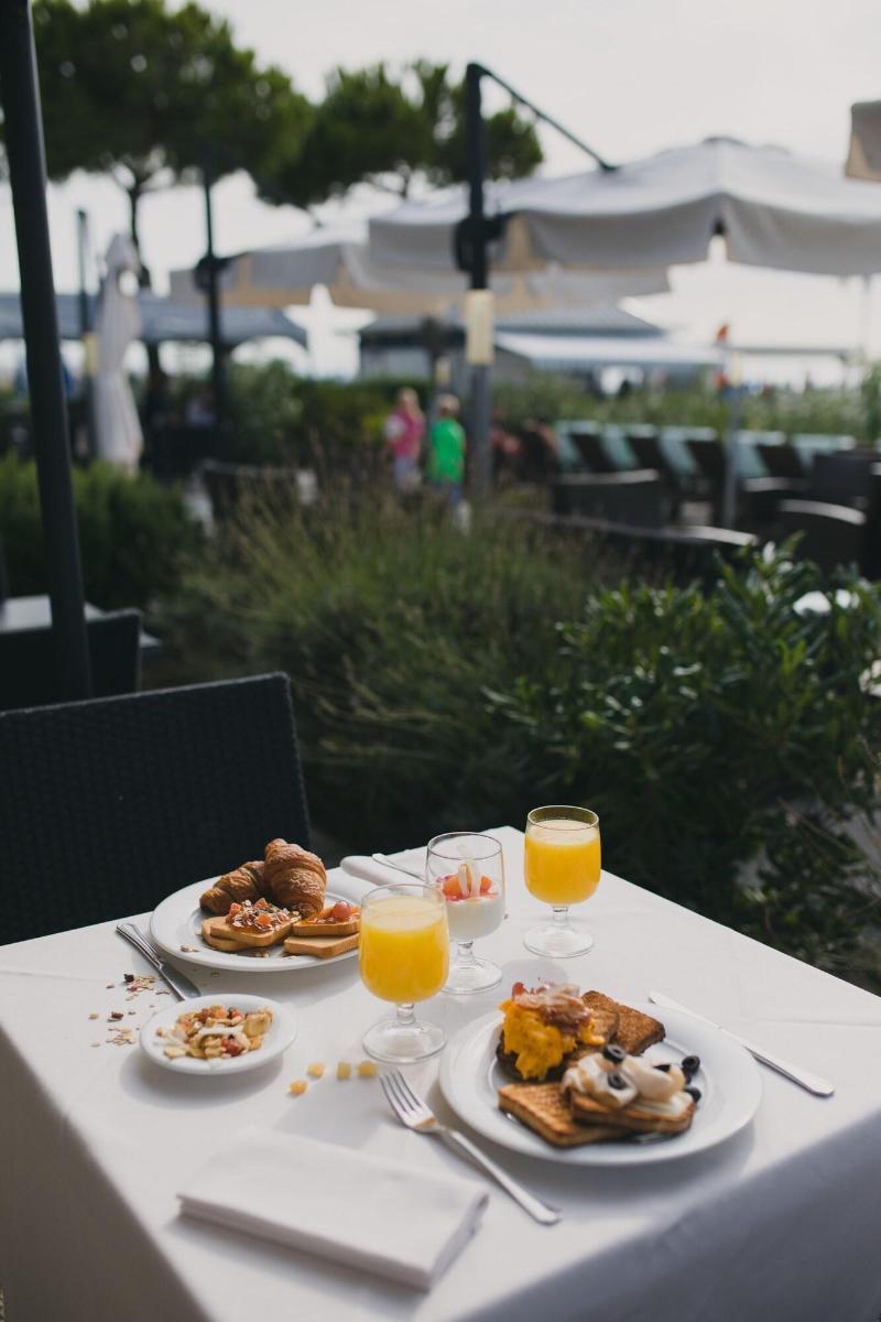 Hotel La Bussola Lido di Jesolo Eksteriør bilde