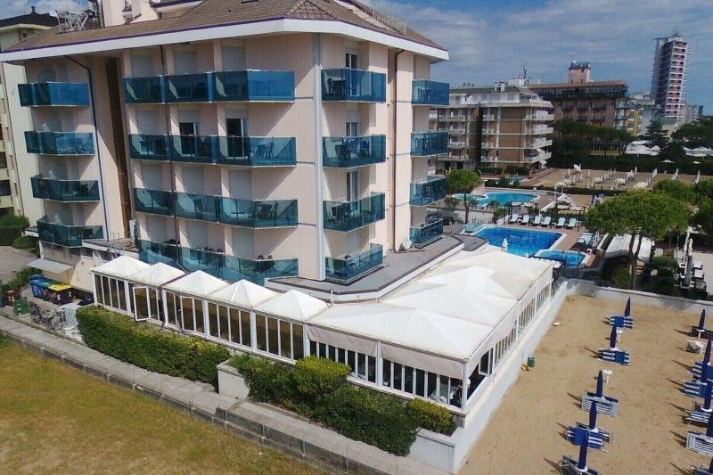 Hotel La Bussola Lido di Jesolo Eksteriør bilde