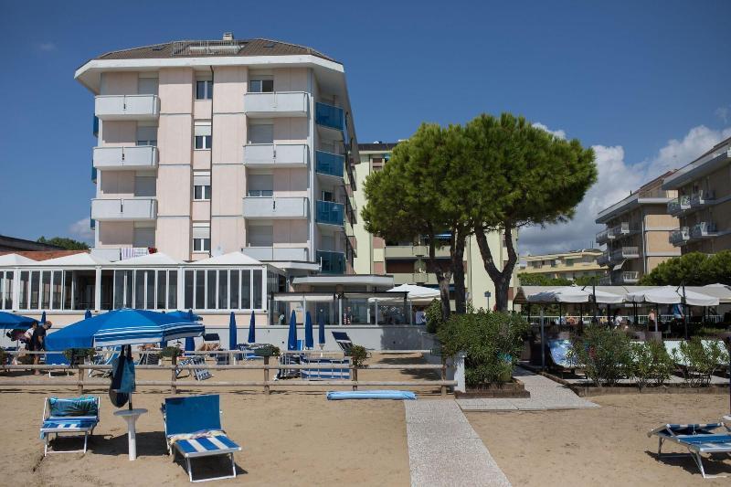 Hotel La Bussola Lido di Jesolo Eksteriør bilde