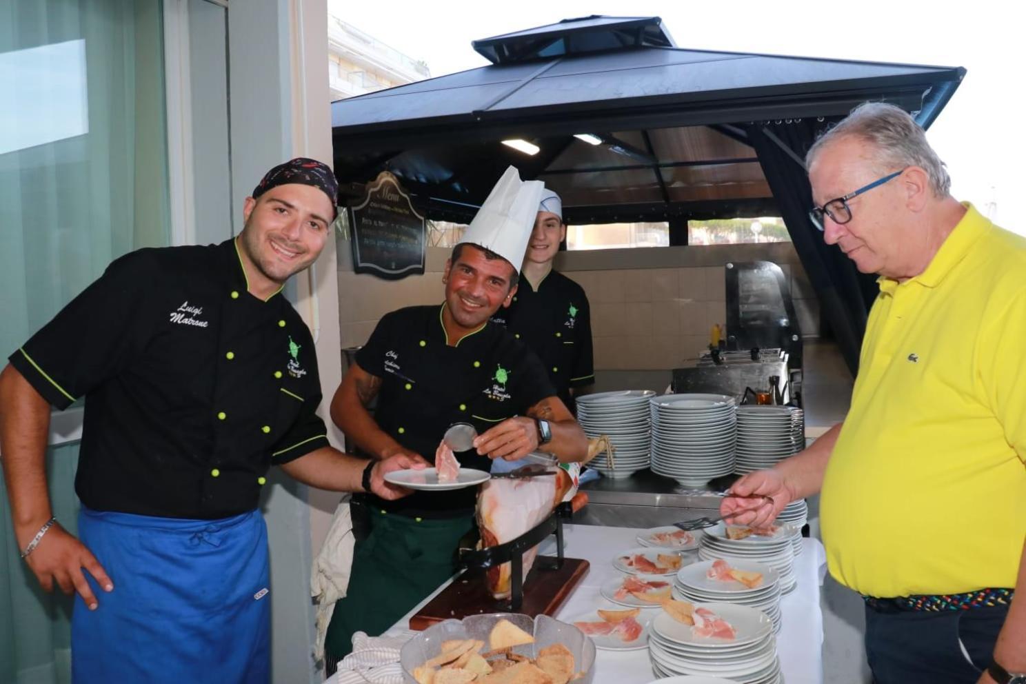 Hotel La Bussola Lido di Jesolo Eksteriør bilde