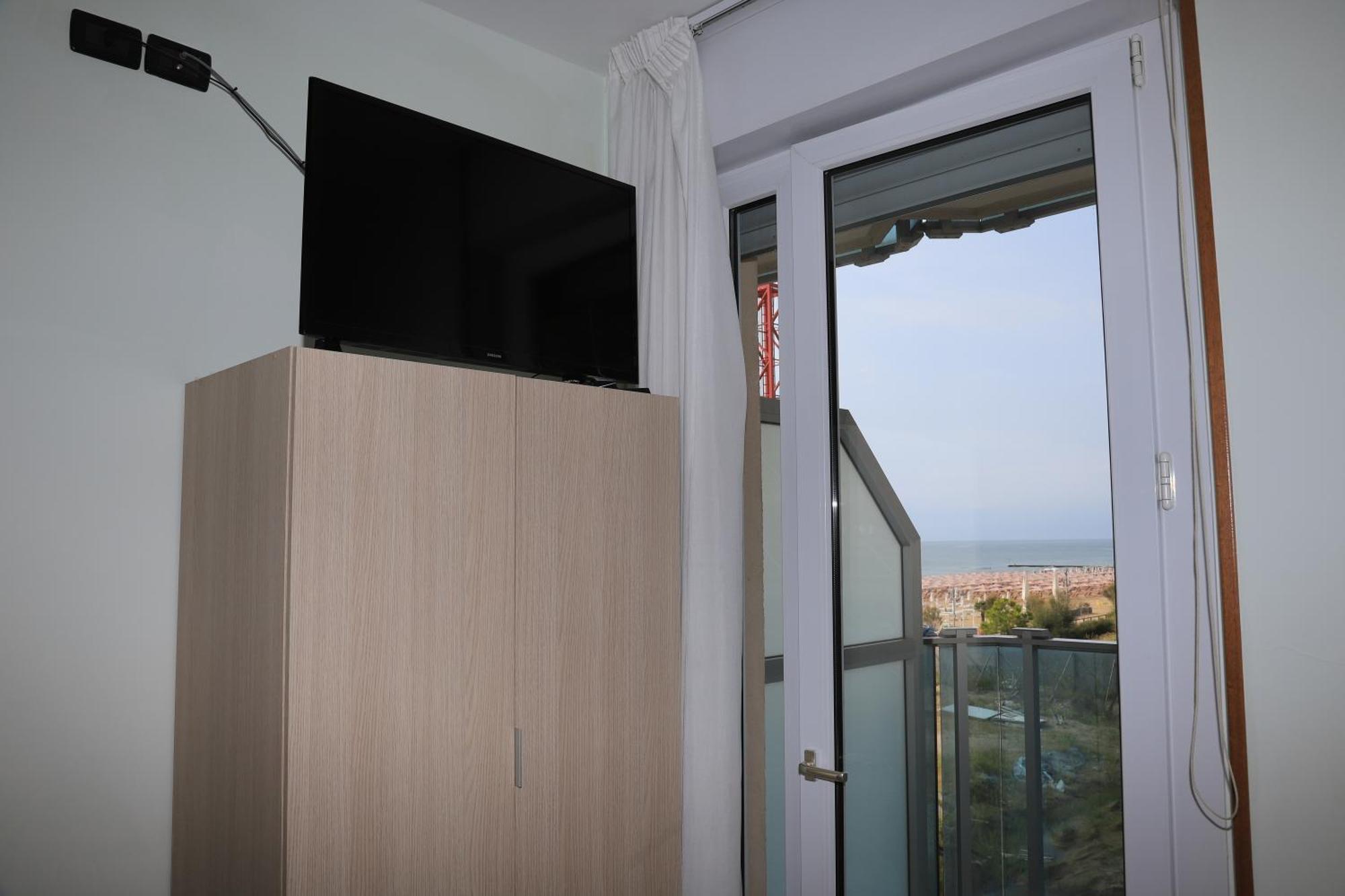 Hotel La Bussola Lido di Jesolo Eksteriør bilde