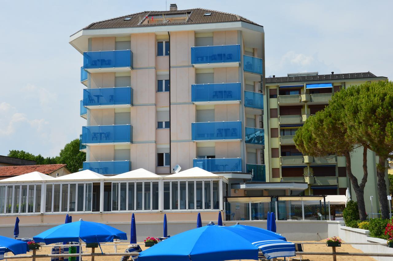 Hotel La Bussola Lido di Jesolo Eksteriør bilde